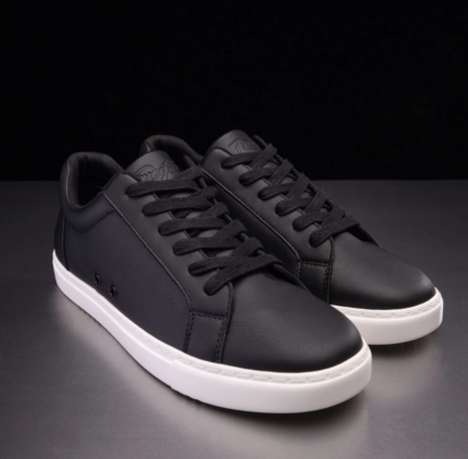 Fuego tenisice za streetstyle, salsa i hip-hop plesne stilove. Savršena vrtnja zahvaljujući Dual Pivot Points na dnu cipele.